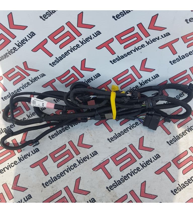 Электропроводка бампера переднего (1АП), Tesla Model S (OEM 1004420-04-M)