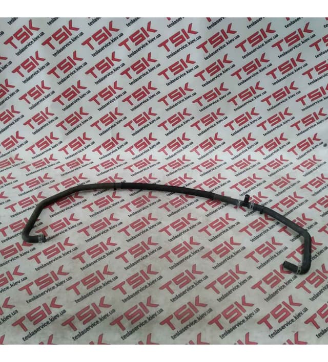 Трубка охлаждения длинная, Tesla Model S (OEM 1006252-00-F)
