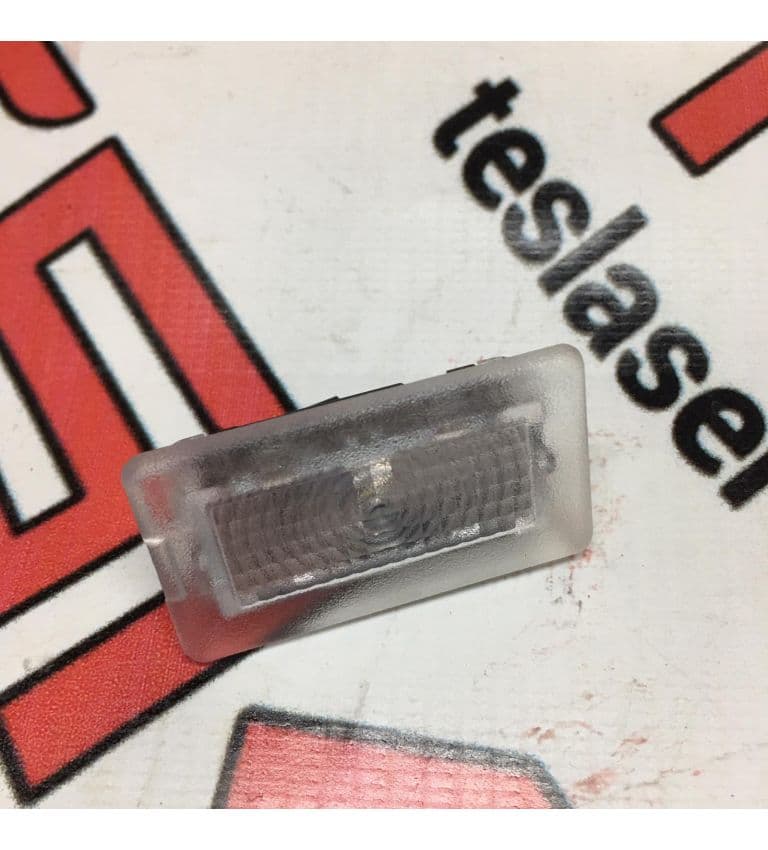 Фонарь подсветки {MS_MSR_MX_M3}, Tesla Model S (OEM 1007151-70-E)