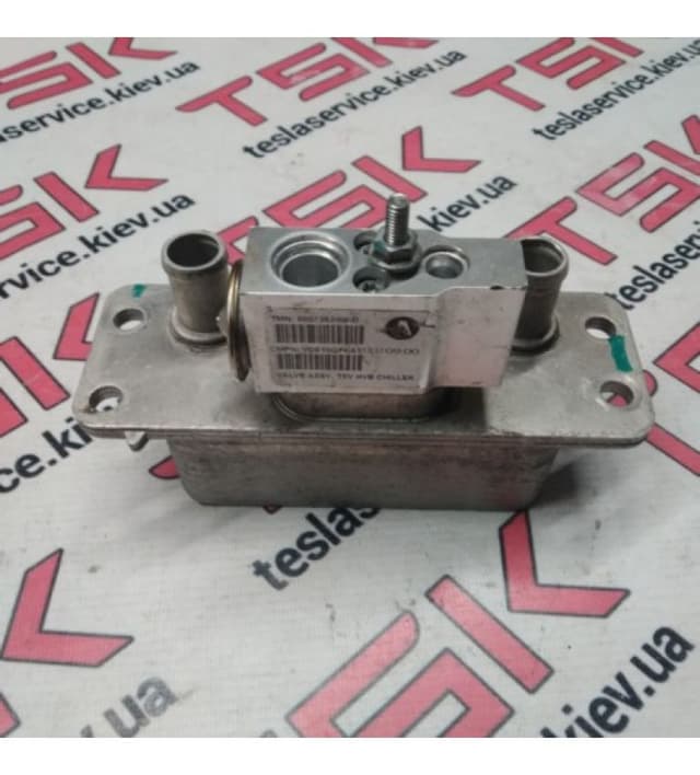 Охладитель батареи R134A без соленоида (+TXV) без соленоида (+TXV) R134A w/o solenoid, Tesla Model S (OEM 1007476-00-E)