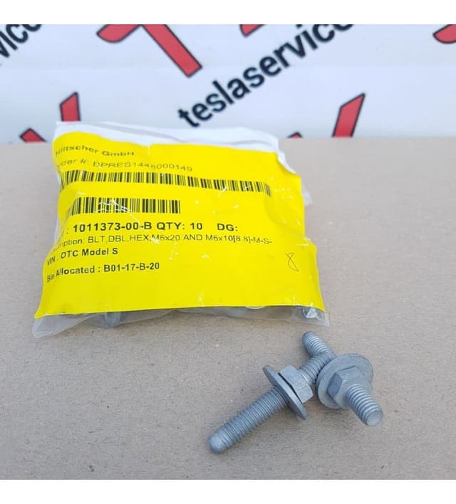 Шпилька бокса 2WD, Tesla Model S (OEM 1011373-00-B)