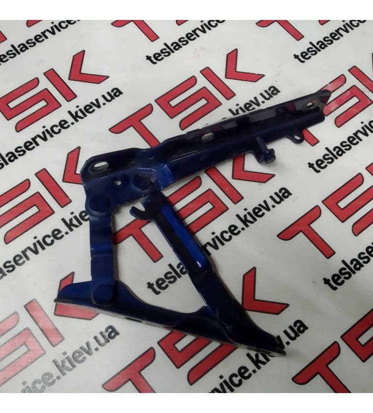 Петля капота левая, активная {MS_MSR}, Tesla Model S (OEM 1029284-99-D)