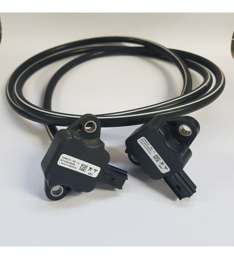 Трубка с датчиками Airbag, Tesla Model S (OEM 1030224-00-A)