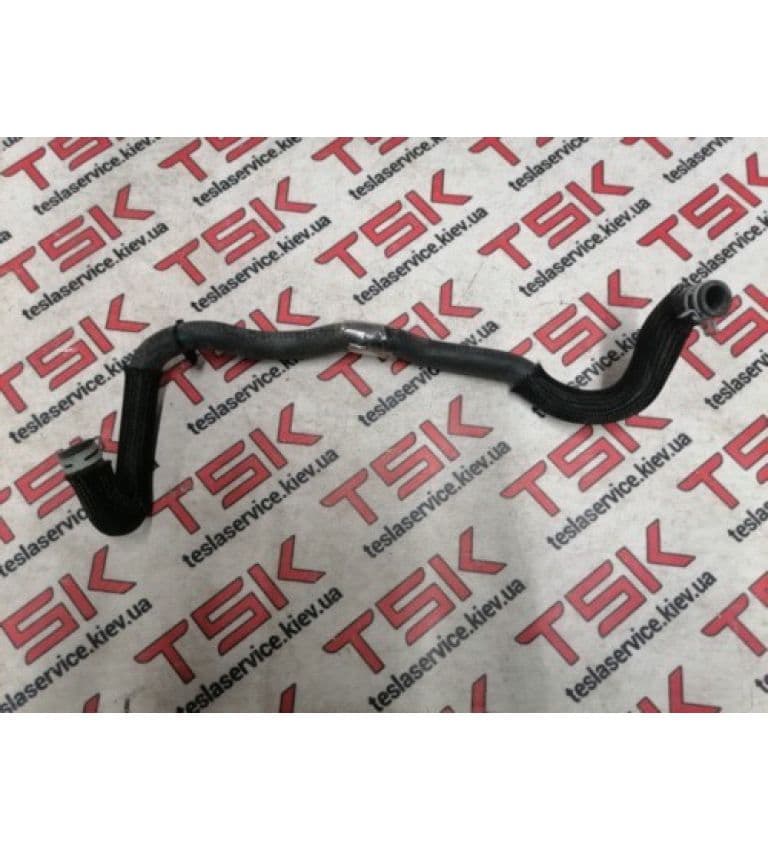Шланг системы охлаждения DUAL MOTOR, Tesla Model S (OEM 1030814-00-D)