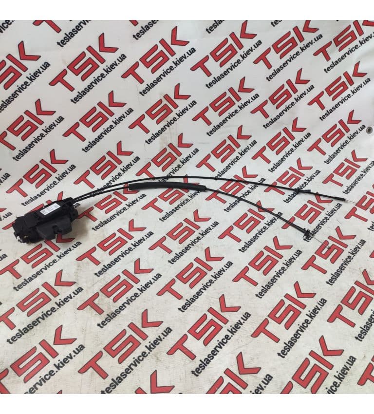 Замок двери задней правой, Tesla Model X (OEM 1034481-00-K)
