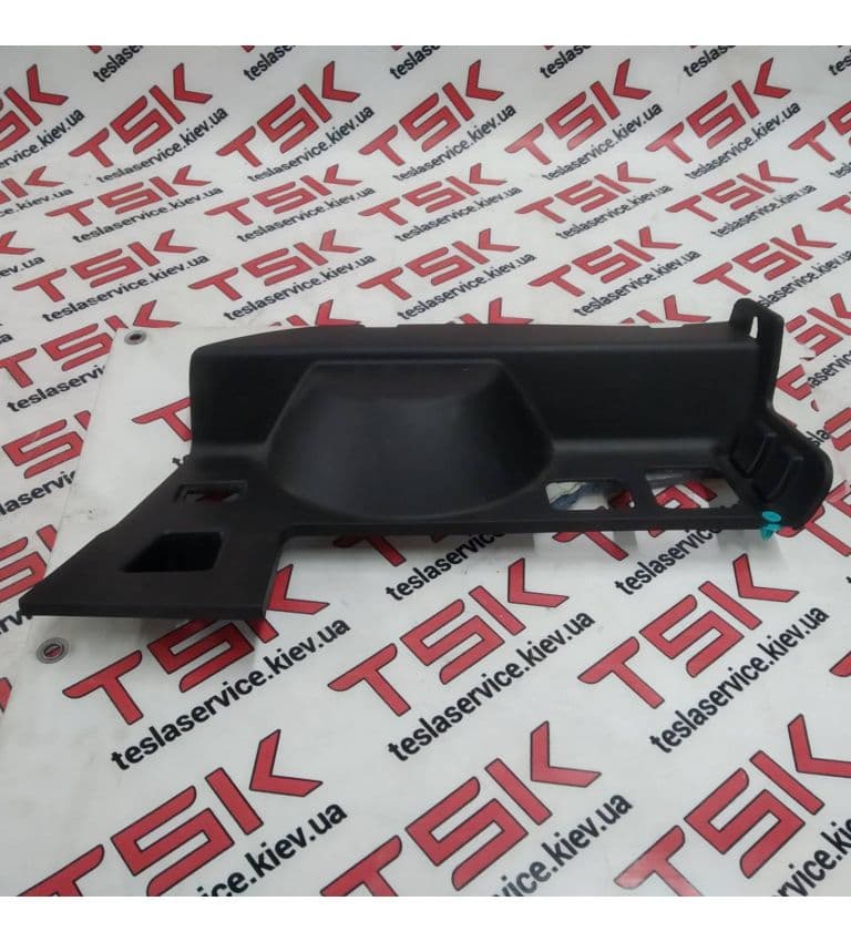 Панель бардачка нижняя, Tesla Model X (OEM 1035563-00-C)