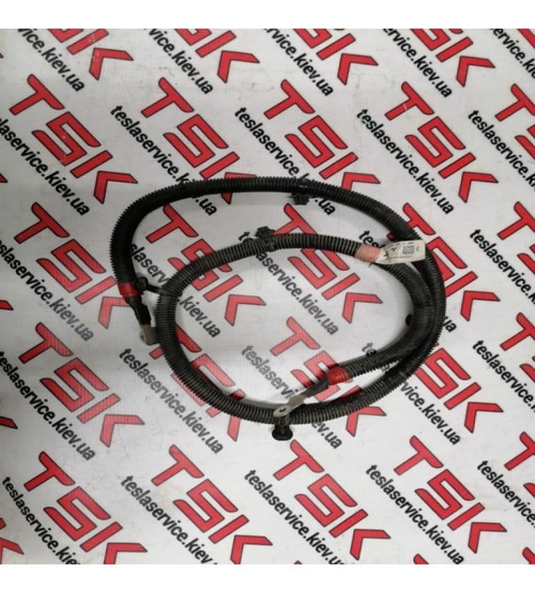 Кабель DCDC 12V+, Tesla Model X (OEM 1036885-00-E)