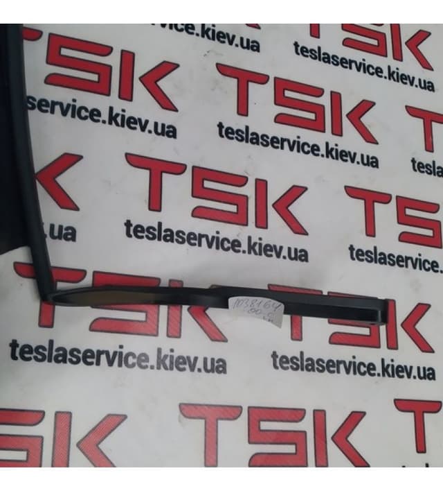 Кронштейн козырька люка, левый {MS_MSR}, Tesla Model S (OEM 1038164-00-C)