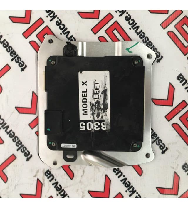 PIP SEAL,COOLER,3.0-150,REAR, Tesla Model S (OEM 1038350-00-A)
