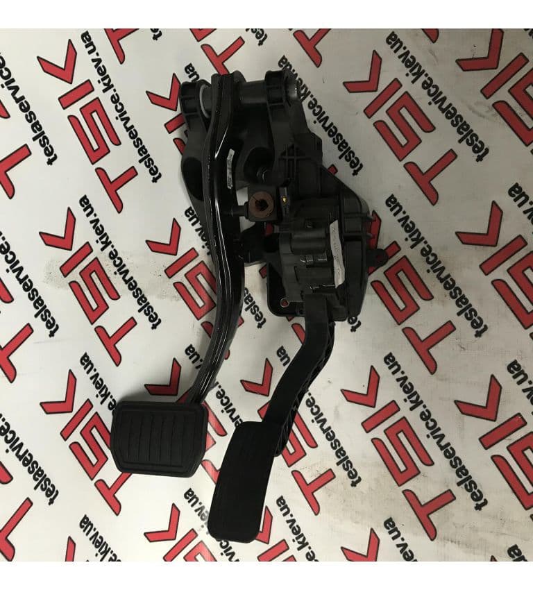 Педаль акселератора (BASE), Tesla Model S (OEM 1044695-00-A)