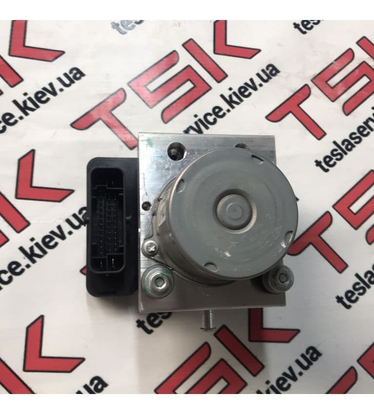 Блок АБС, Tesla Model Y (OEM 1044746-00-A)