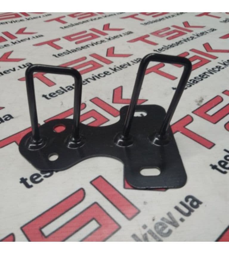 Петля замка капота (двойная) (2WD), Tesla Model S (OEM 1045589-00-A)