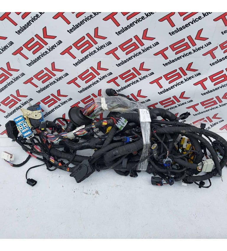 Электропроводка подкапотнная (4WD,FRUNK,AIR), Tesla Model S (OEM 1046132-82-P)