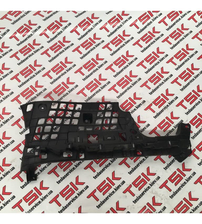 Кронштейн полки багажника, левый, Tesla Model X (OEM 1048065-00-E)