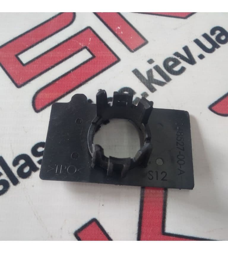 Кронштейн парктроника (1АП) S12, Tesla Model S (OEM 1048527-00-B)