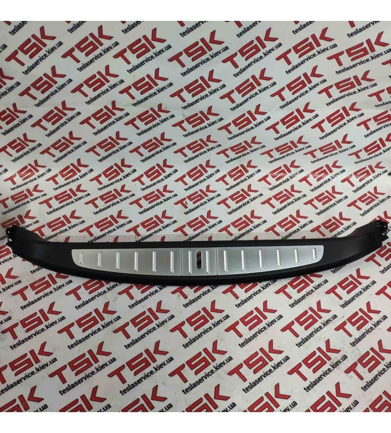 Панель багажного отделения, нижняя CHROME, Tesla Model X (OEM 1050381-00-D)