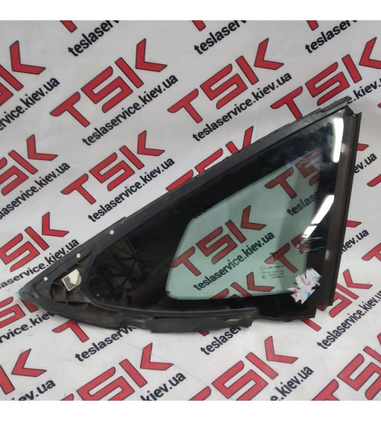 Форточка задняя левая сторона  {MS_MSR}, Tesla Model S (OEM 1051820-99-A)