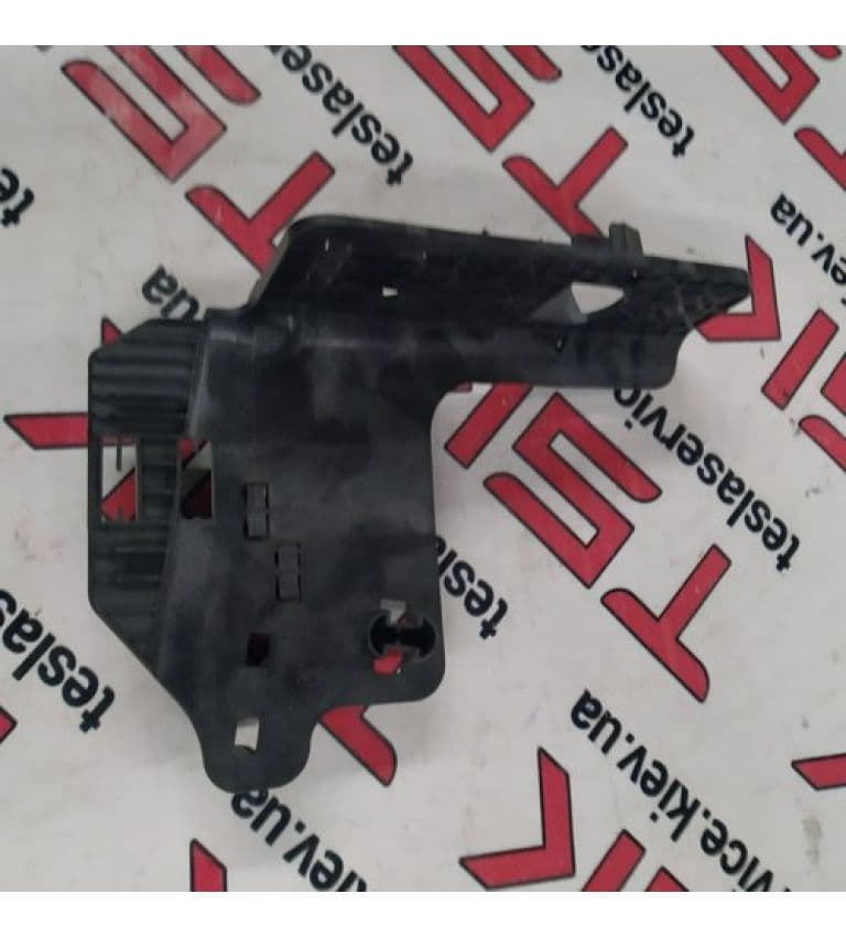 Кронштейн блока предохранителей, Tesla Model S (OEM 1052301-00-B)