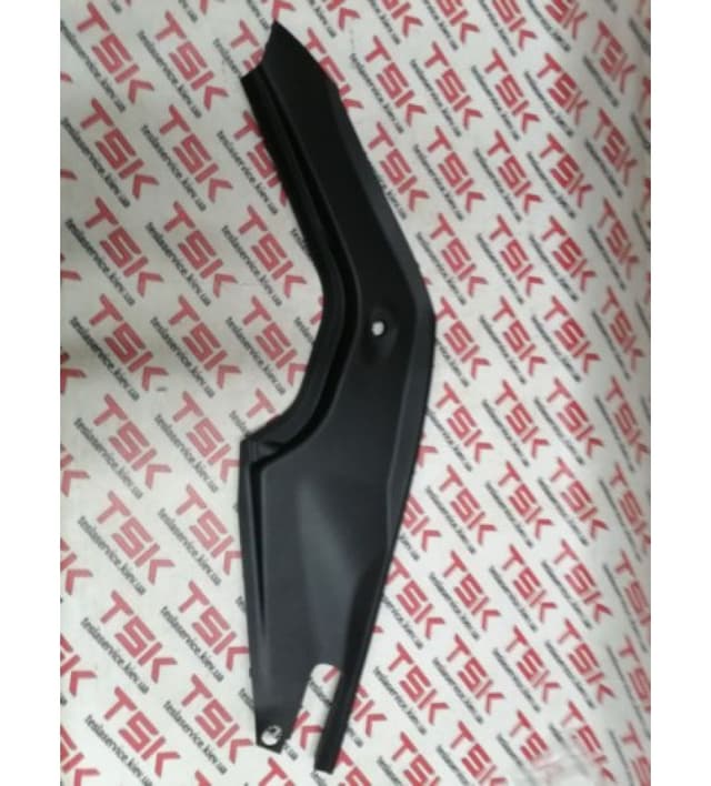 Пластик подкапотный бокса правый (4WD), Tesla Model S (OEM 1052646-00-A)