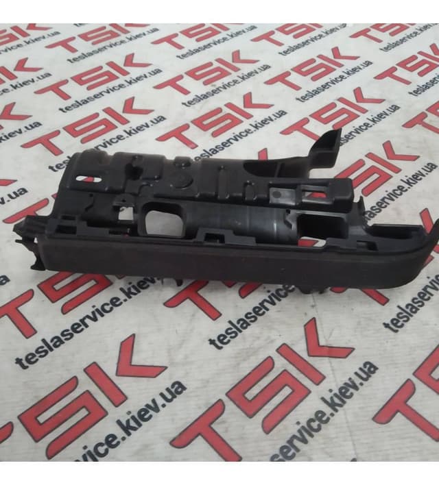 Облицовка задней двери BLK, Tesla Model X (OEM 1055048-06-J)