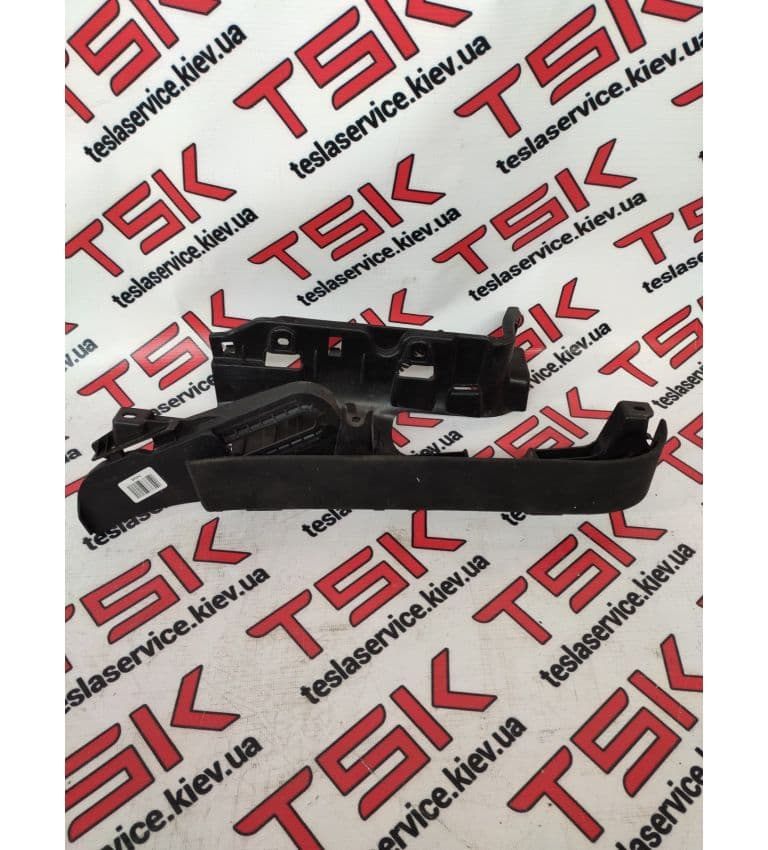Панель проёма задней левой двери (ALCN BLK), Tesla Model X (OEM 1055050-04-J)