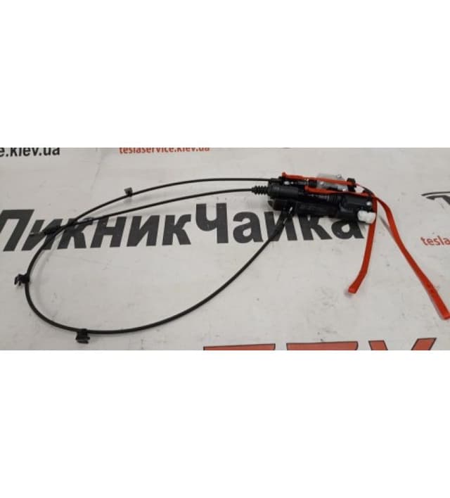 Привод замка капота, Tesla Model X (OEM 1057991-00-F)