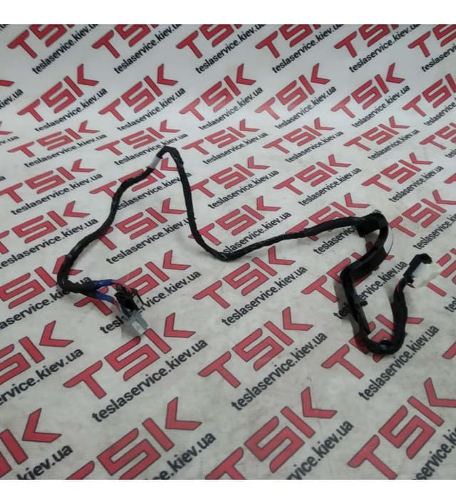 Проводка амортизаторов двери, задней левой, Tesla Model X (OEM 1063405-00-G)