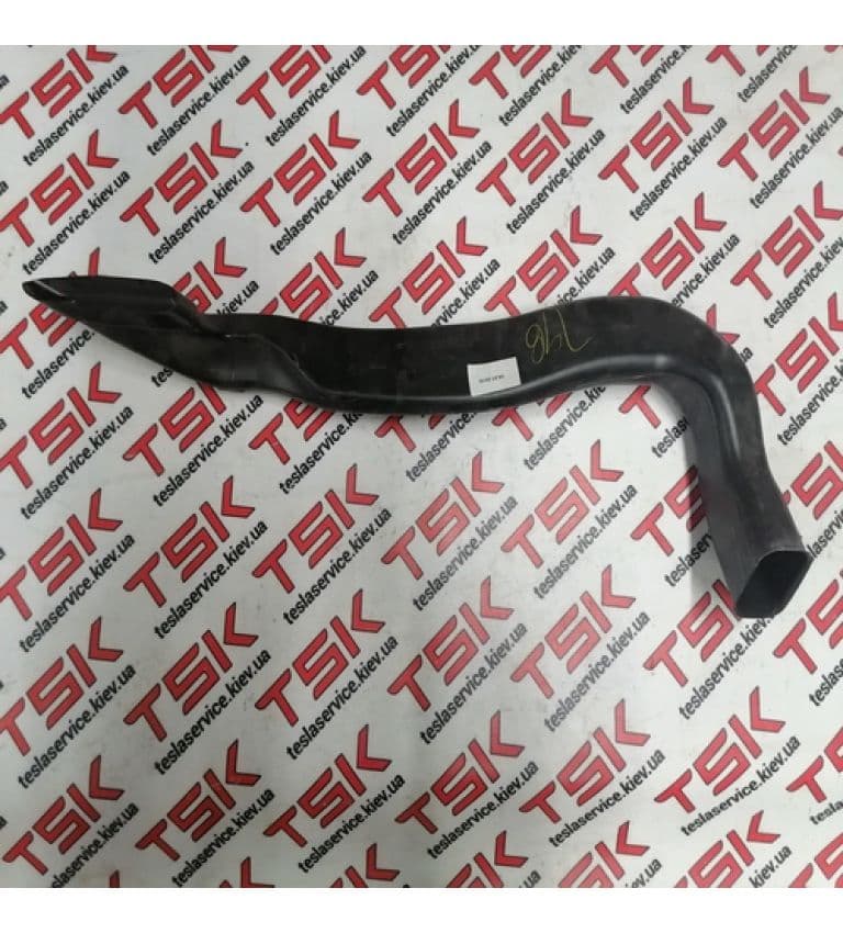 Воздуховод обогрева 2-го ряда сидений, левый, Tesla Model X (OEM 1064061-00-A)