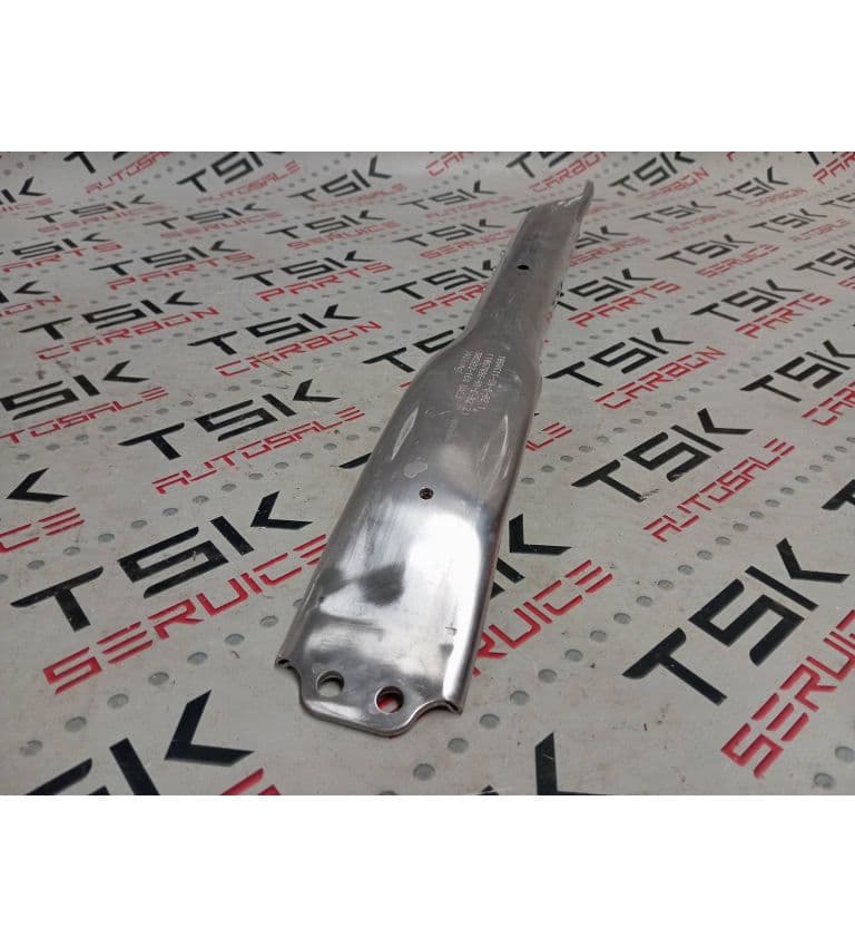 Усилитель подлобовой правый, Tesla Model S (OEM 1064611-00-B)