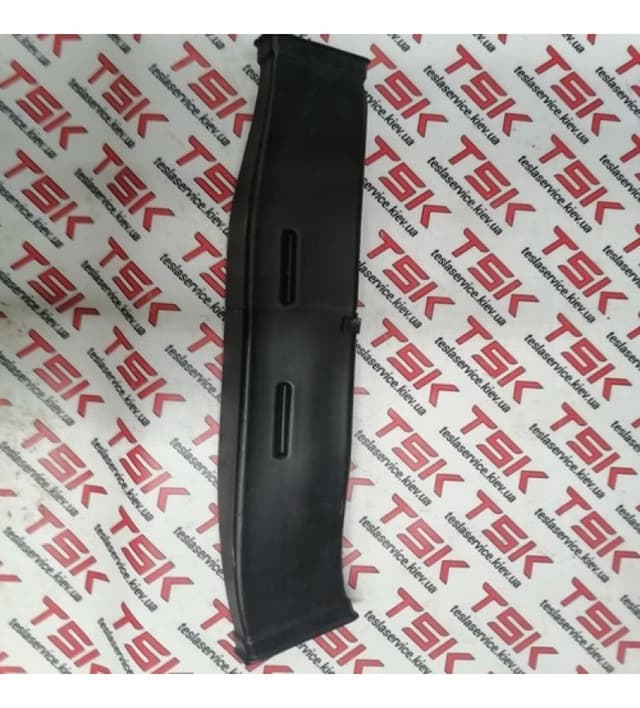 Фрагмент воздуховода, Tesla Model X (OEM 1064692-00-A)