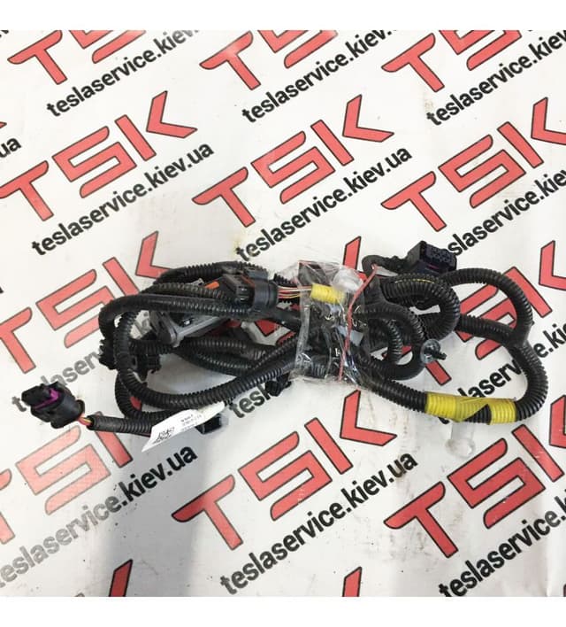 Электропроводка заднего подрамника,COIL, Tesla Model S (OEM 1067968-01-E)