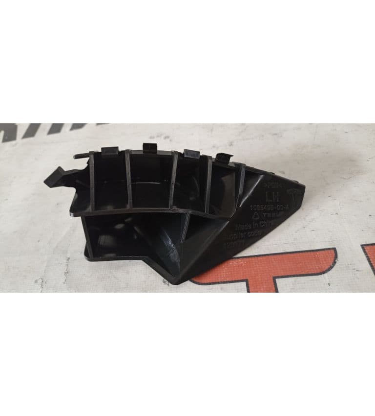 Направляющая крыла переднего левого (ракушка) {MS_MSR}, Tesla Model S (OEM 1095495-00-A)