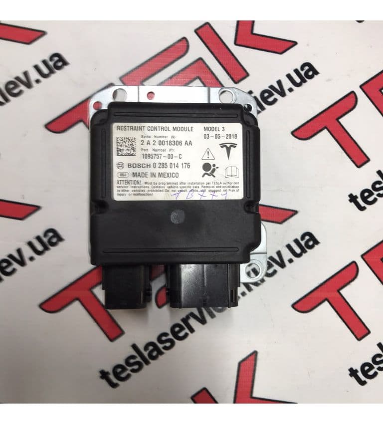Блок управления AIRBAG, Tesla Model S (OEM 1095757-00-C)