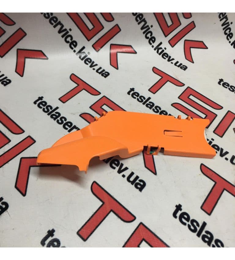 Крышка шины TO MOD 3, Tesla Model 3 (OEM 1096402-00-C)