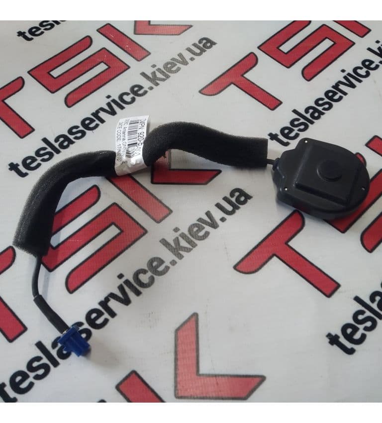 Антенна GPS {MS_MSR_MX}, Tesla Model S (OEM 1097321-00-B)
