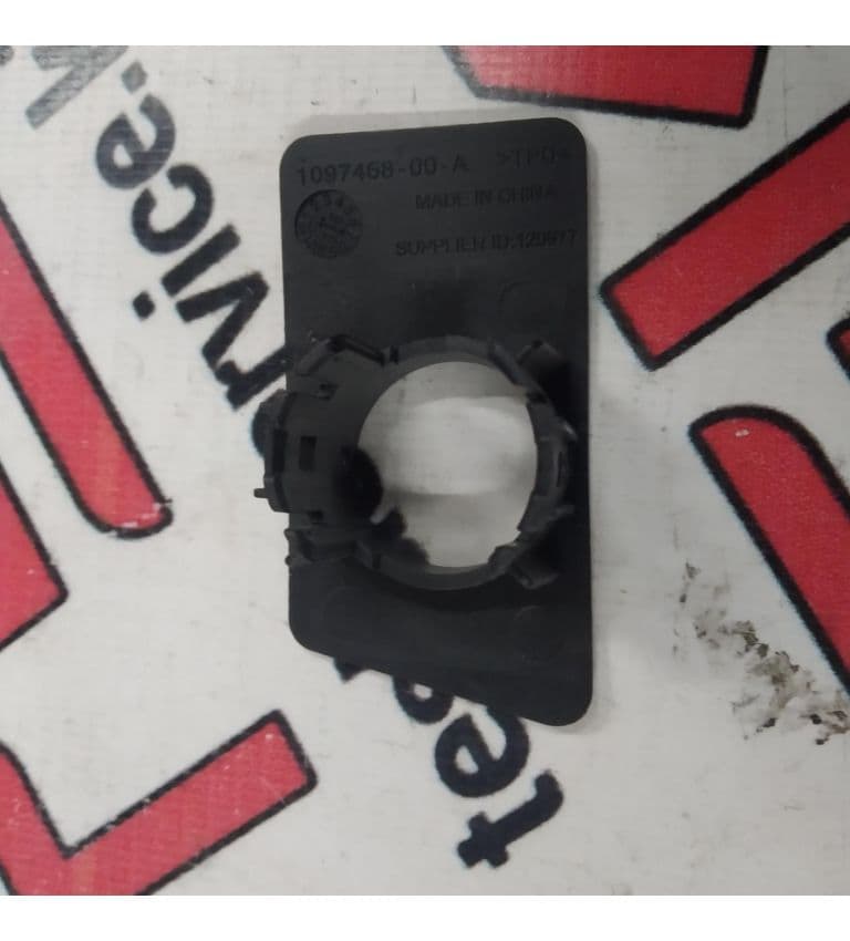 Кронштейн парктроника S5, Tesla Model X (OEM 1097468-00-A)