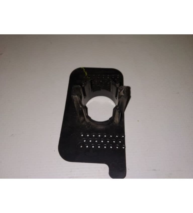 Кронштейн парктроника заднего бампера S3, Tesla Model Y (OEM 1493755-00-A)