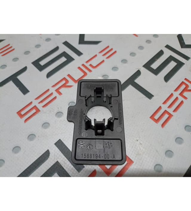 Кронштейн парктроніка S5 {MХР}, Tesla Model X (OEM 1588194-00-A)