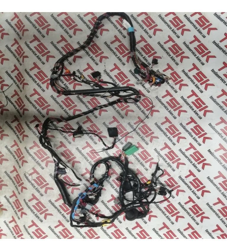 Электропроводка правого порога салона, Tesla Model S (OEM 2004417-00-A)