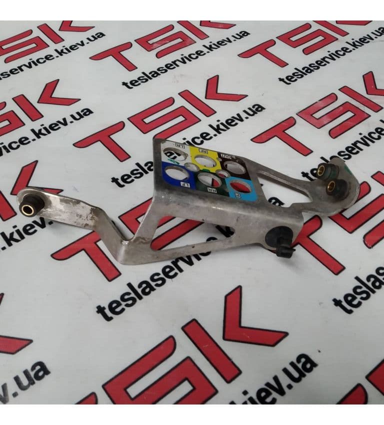 Кронштейн блока клапанов, Tesla Model S (OEM 6006407-00-A)