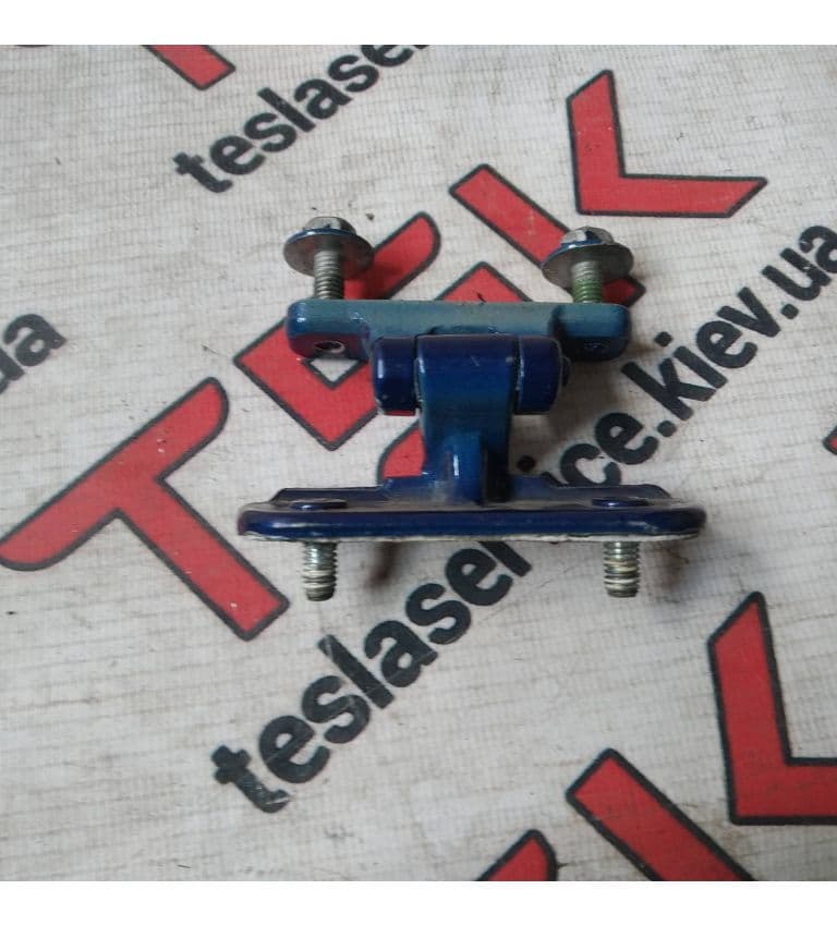 Петля крышки багажника верхняя левая {MS_MSR}, Tesla Model S (OEM 6006613-00-A)