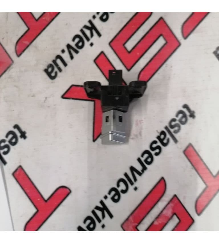 Кнопка открытия бардачка {MS_MSR_MX}, Tesla Model S (OEM 6008906-00-C)
