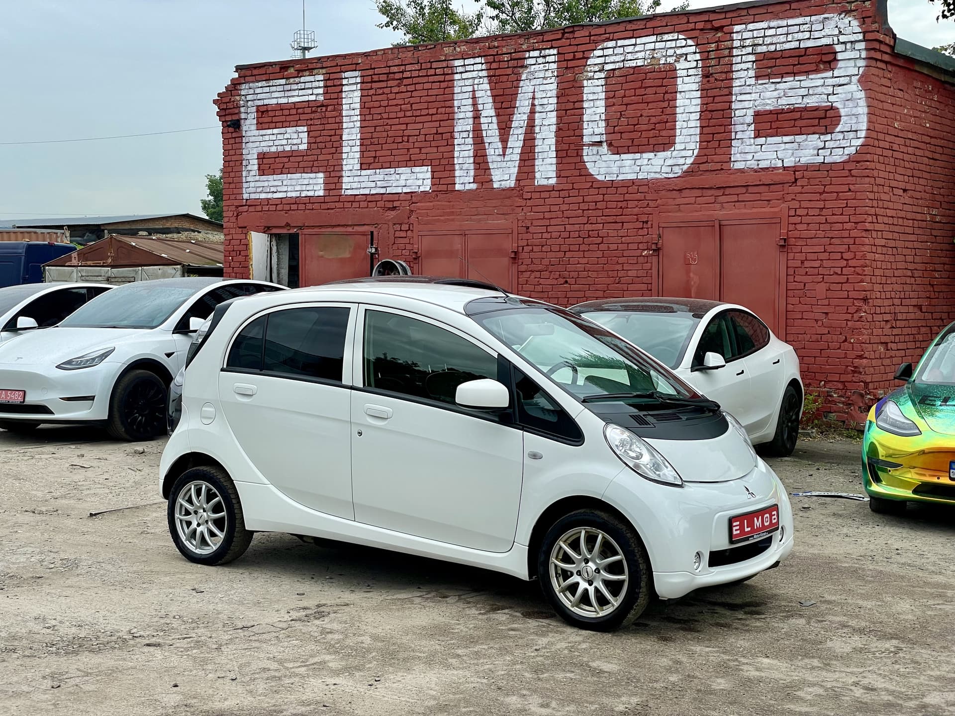 Mitsubishi i-MiEV 2012