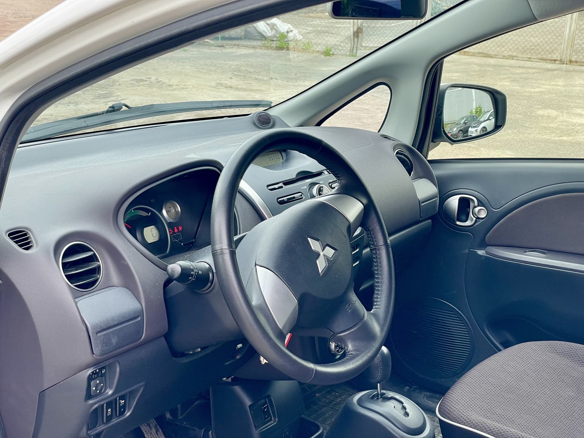Mitsubishi i-MiEV 2012