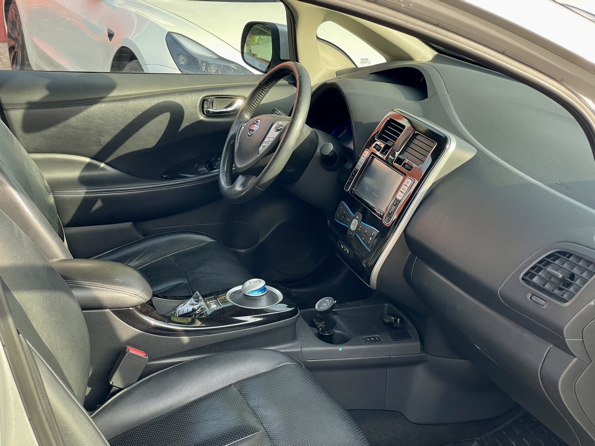 Nissan Leaf 2014