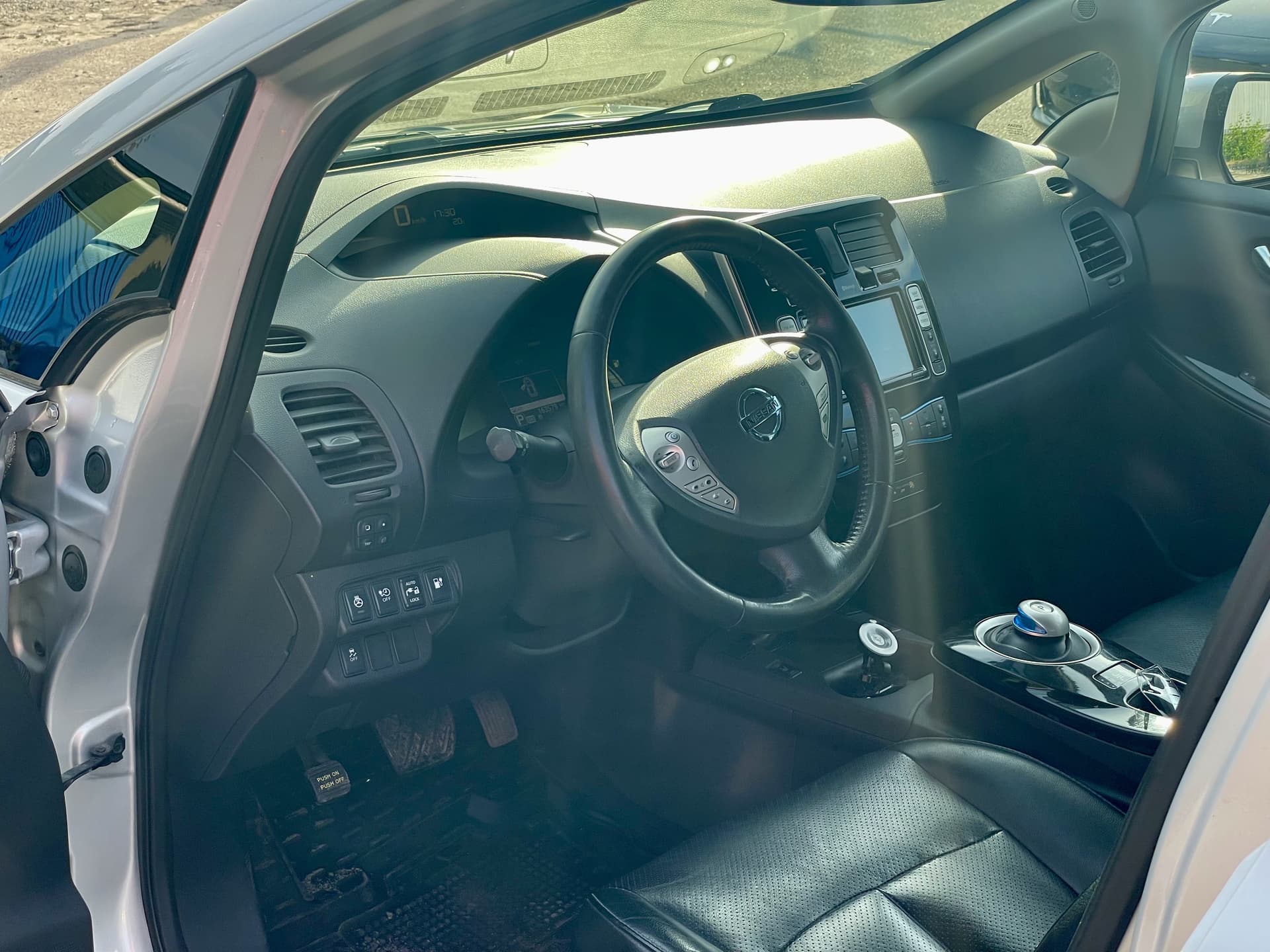 Nissan Leaf 2014
