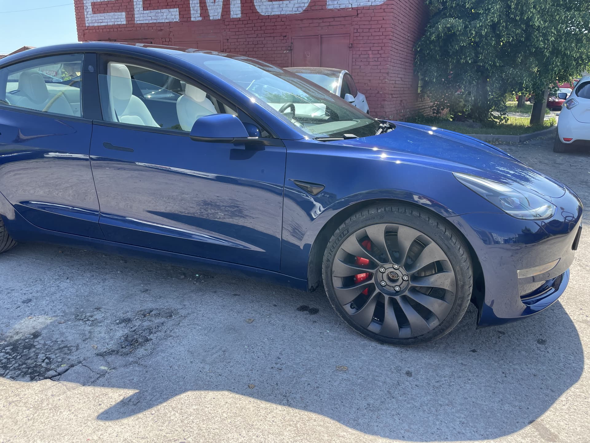 Tesla Model 3 2021