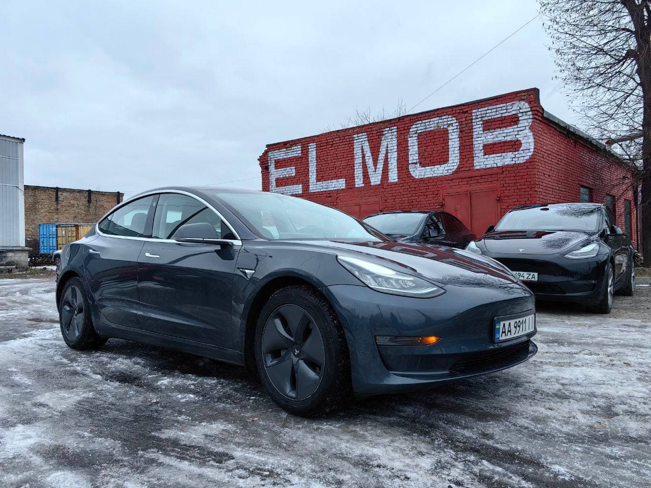 Tesla Model 3 2019
