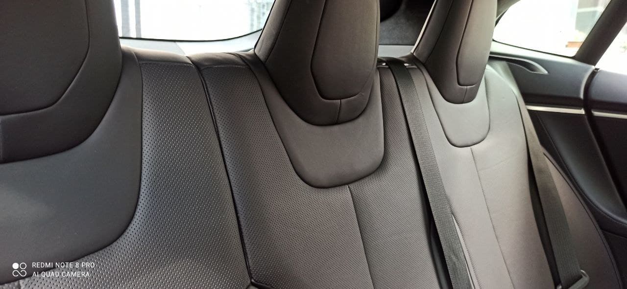 Tesla Model S 2016