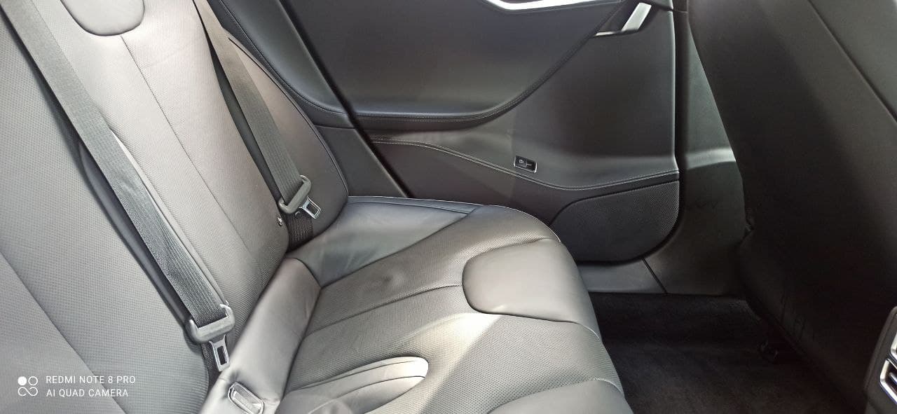 Tesla Model S 2016